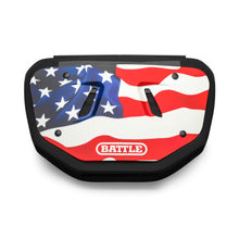 画像をギャラリービューアに読み込む, Battle | Football Back Plate - American Flag
