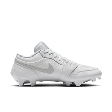 画像をギャラリービューアに読み込む, NIKE｜Jordan 1 Low Football Shoes

