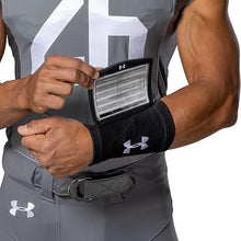 画像をギャラリービューアに読み込む, UNDER ARMOUR｜UA Football WRIST COACH 2024model

